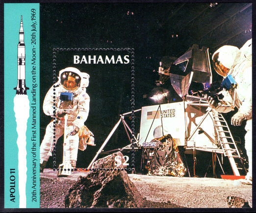 Bahamas 1989 20th Anniversary of First Manned Landing on Moon souvenir sheet unmounted mint.