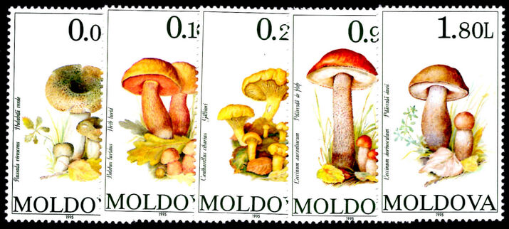 Moldova 1995 Fungi unmounted mint.