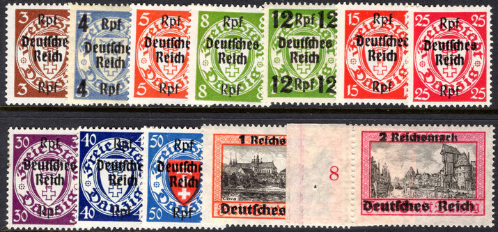 Third Reich 1939 Stamps of Danzig surch Deutsches Reich set less 10pf and 20pf 1Rm and 2Rm unmounted mint.
