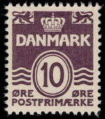Denmark 1933-2004 10ø bright-violet unmounted mint.