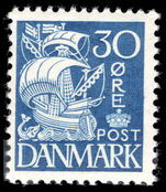 Denmark 1933-41 30ø blue Caravel die II unmounted mint.