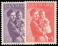Denmark 1941-43 Child Welfare unmounted mint.