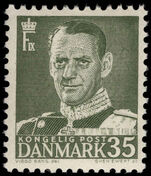 Denmark 1948-55 35ø grey-green unmounted mint.