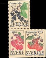 Sweden 1995 Berries unmounted mint.