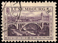 Luxembourg 1921-34 5f deep violet perf 11½ fine used.