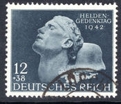 Third Reich 1942 Heroes fine used.
