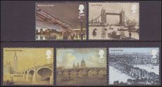 2002 Bridges of London unmounted mint.