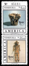 Venezuela 1989 Pre-Colombian Artefacts pair unmounted mint.