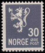 Norway 1940-49 30ø grey unmounted mint.